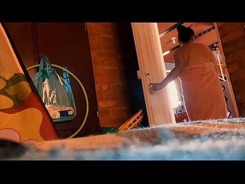 ❤️ Менин акем душка кирип ээрчийт, мен душка түшсөм, ал мени эркелетет. ❌ Катуу порно бизде ky.porn-milf-300.ru ❌